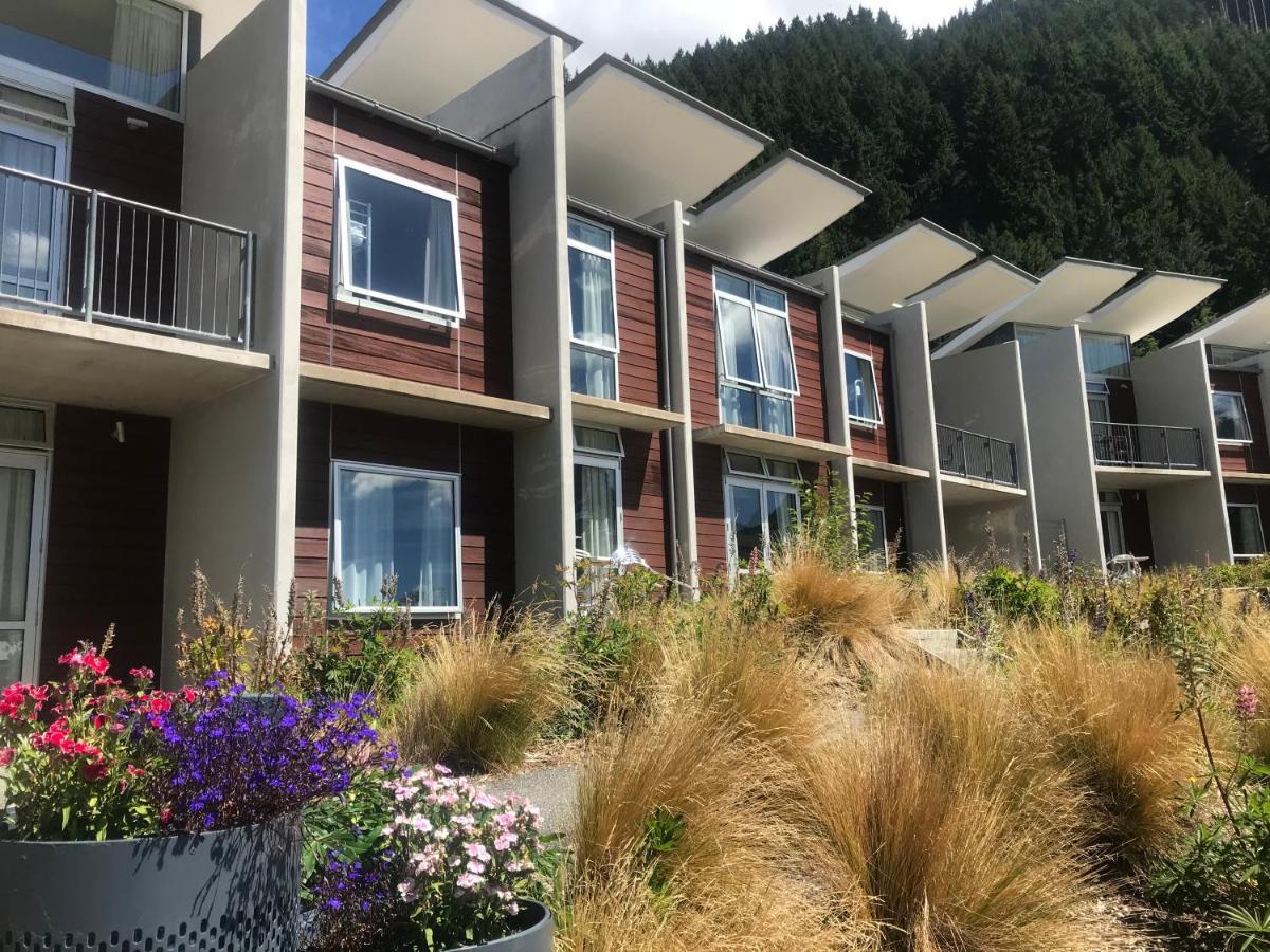 Hampshire - Lakeview 4* Queenstown