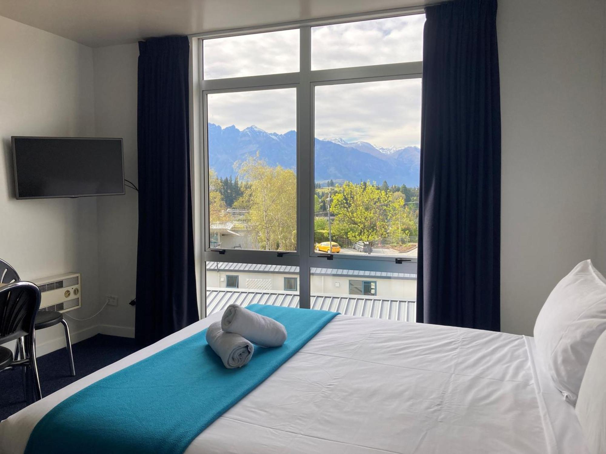 Hampshire - Lakeview Queenstown