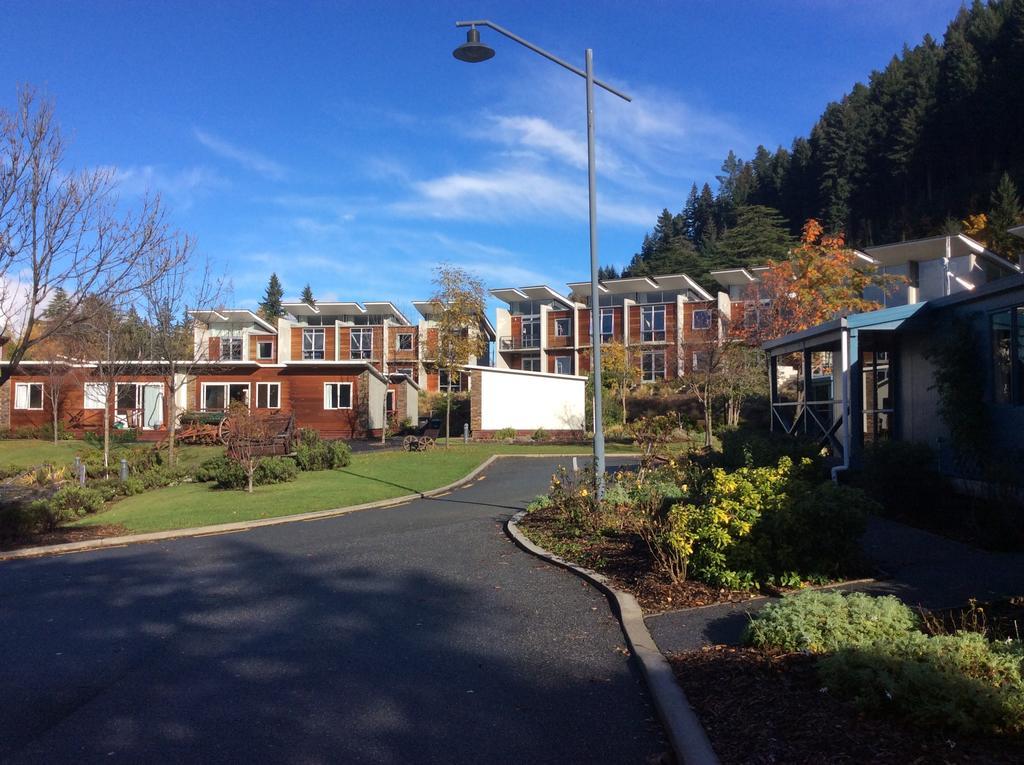 Hampshire - Lakeview Holiday park Queenstown