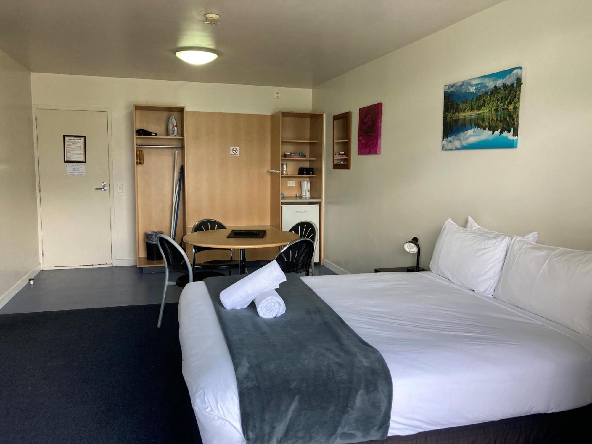 Hampshire - Lakeview Holiday park
